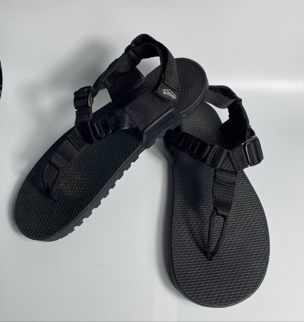 Bedrock Sandals Cairn w/ Vibram Soles Black Men’s 6 Women’s 7
